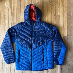 Men’s Outdoor Research illuminate down hooded jacket